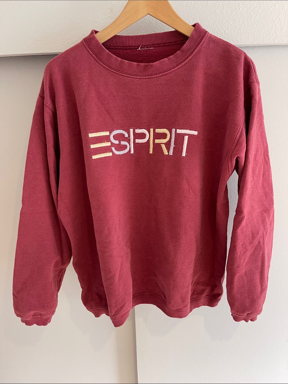 Vintage ESPIRIT raspberry colored sweatshirt